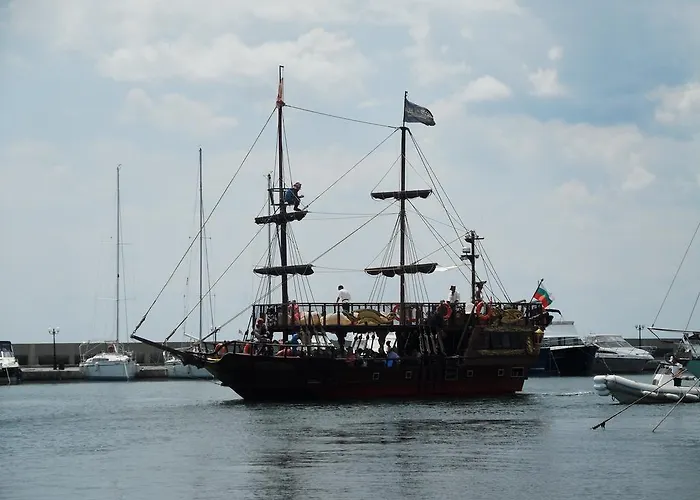 Апартаменты Dolce Penthouse *